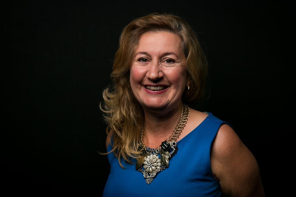 Kim Curran