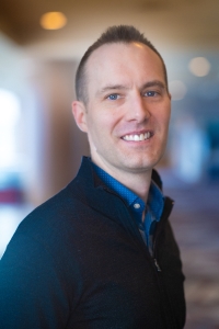 Headshot of Dr. Christopher Barnes